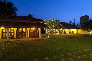 Exterior - Isle Of Thalpe (Unawatuna)