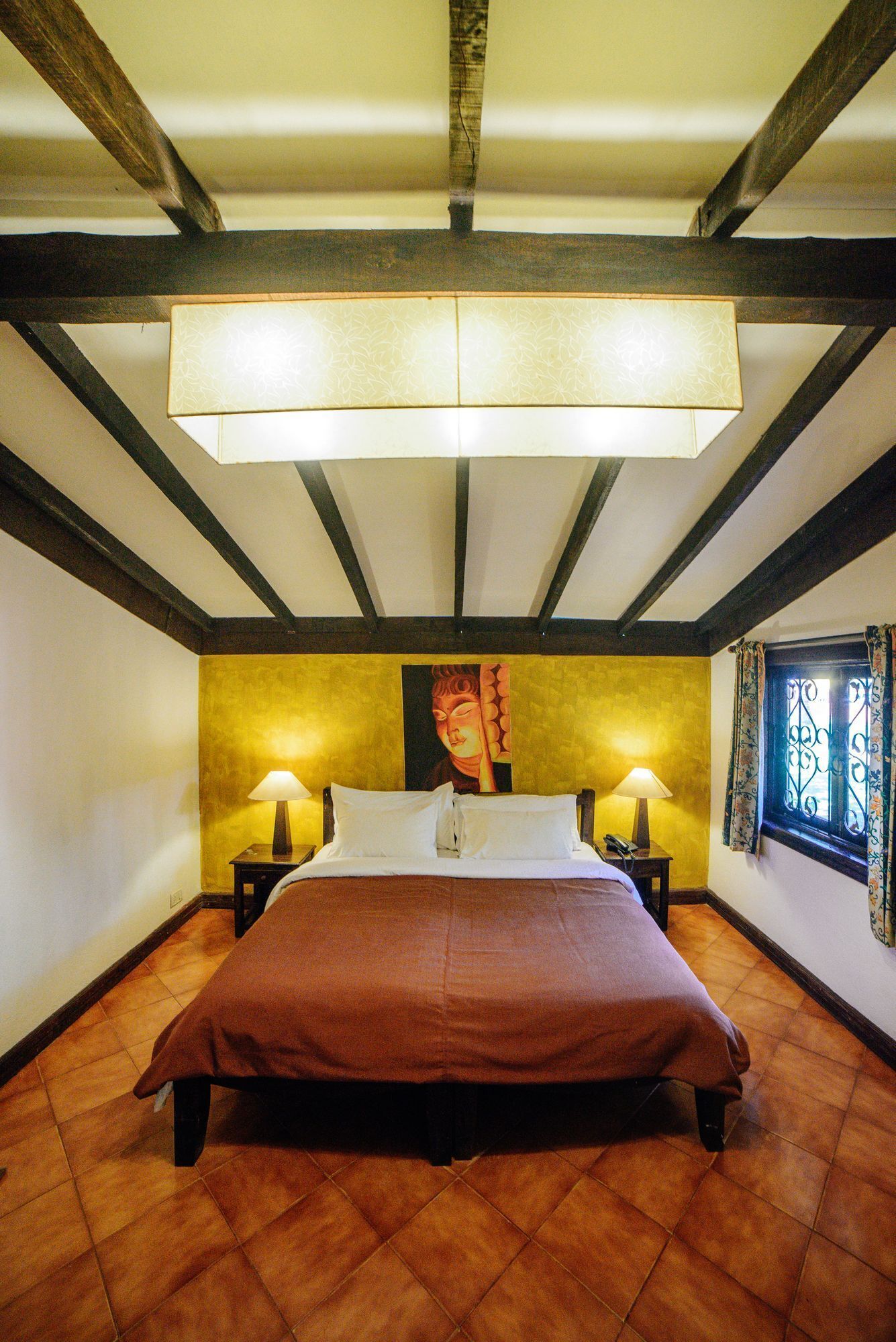 in-room safe, free wifi, bed sheets