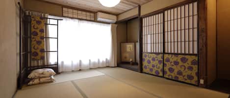 Japanese Style Triple Room, Second Floor, Shard Bathroom | Desk, blackout drapes, iron/ironing board, free WiFi
