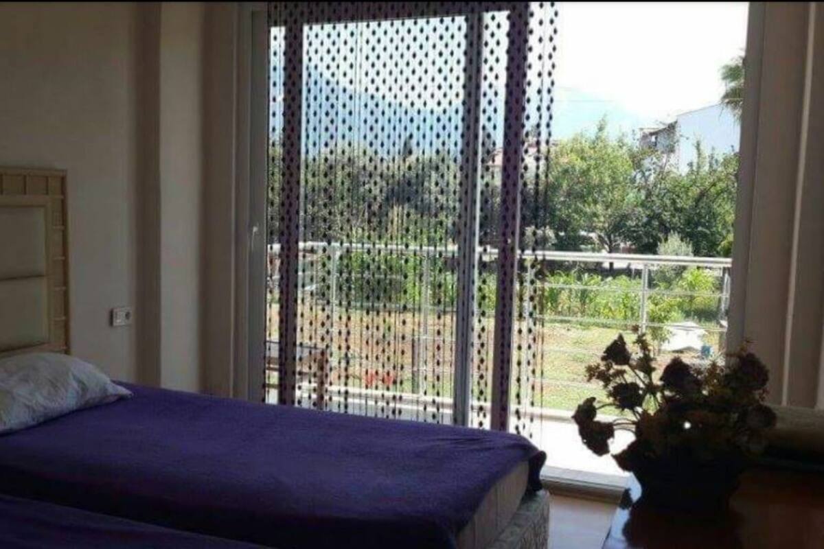 Soundproofing, iron/ironing board (on request), bed sheets