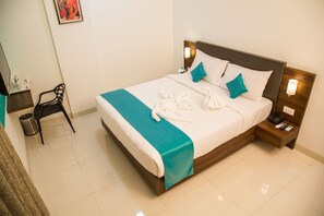 Habitación ejecutiva, 1 cama King size | Decoración personalizada y muebles diferentes 