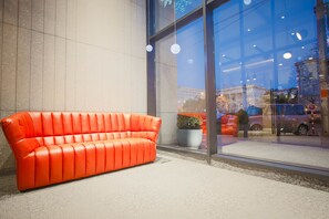 SittomrÄde i lobbyn