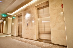 Hallway - Ameri Apartments (Tbilisi)