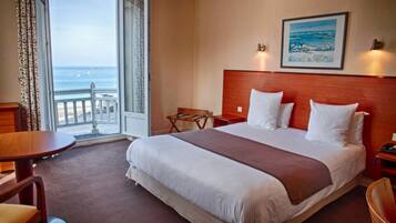 Double Room, Beach View | Premium bedding, in-room safe, iron/ironing board, free WiFi