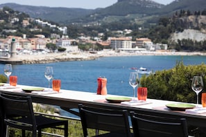 3 restaurants, breakfast, lunch, dinner served; Mediterranean cuisine - Hôtel Les Roches Blanches (Cassis)