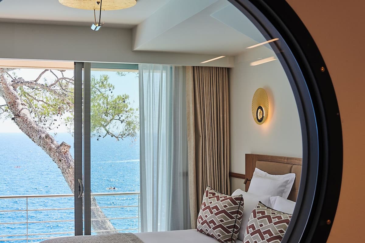 Premium bedding, pillowtop beds, free minibar items, in-room safe