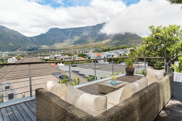 Superior House, 2 Bedrooms, Terrace, Mountain View | Terrace/patio