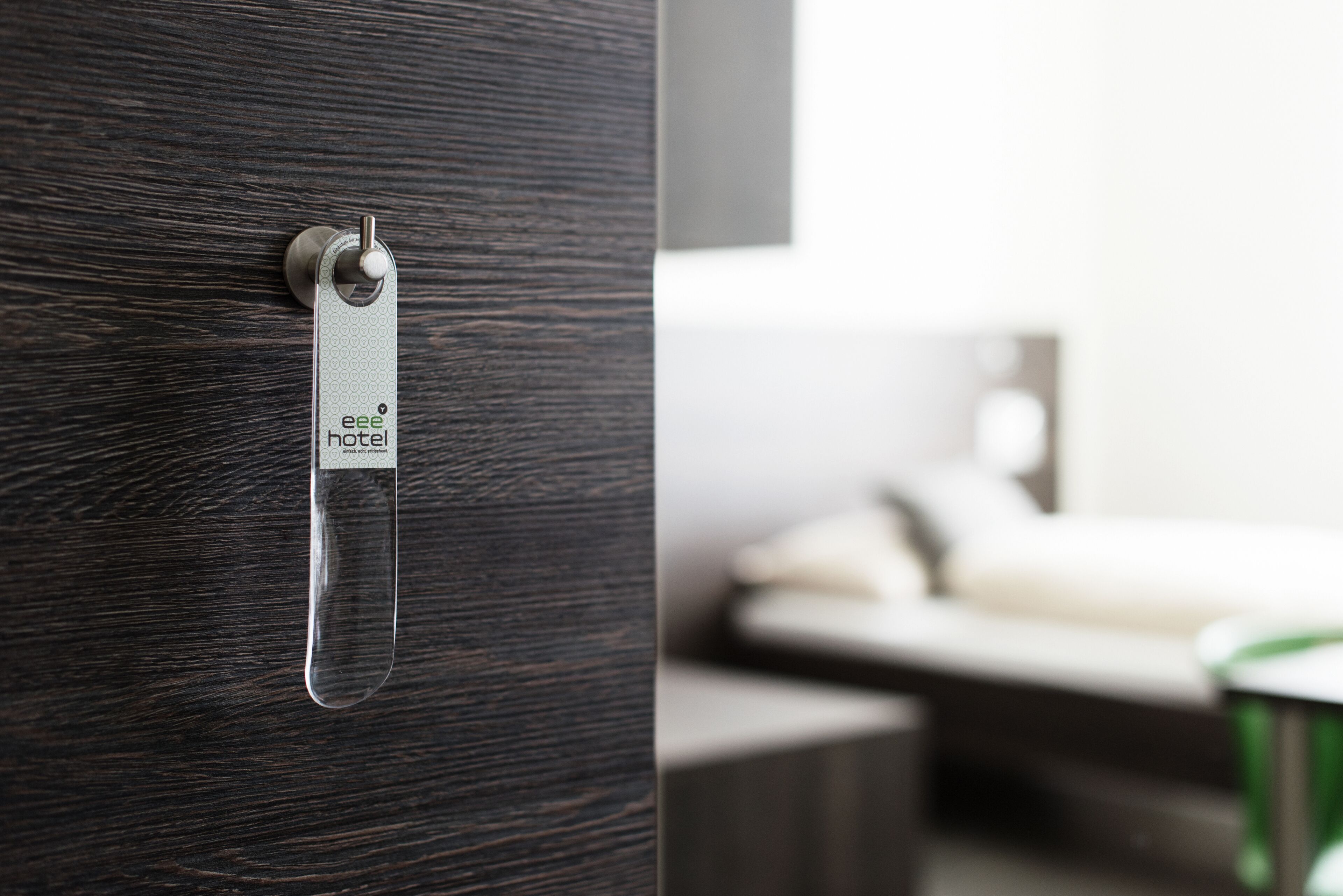 premium bedding, in-room safe, desk, laptop workspace