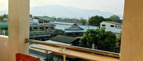 Deluxe Double Room with Air-Conditioner | Balcony