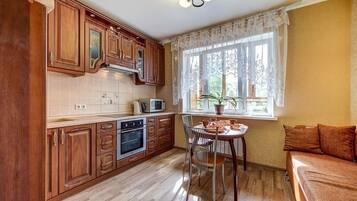 Standard-Apartment, 1 Schlafzimmer | Eigene Küche | Kühlschrank, Mikrowelle