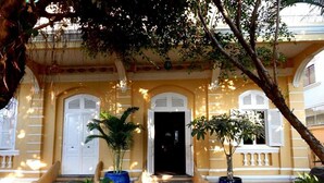 Interior entrance - La Villa Boutique Hotel (Battambang)