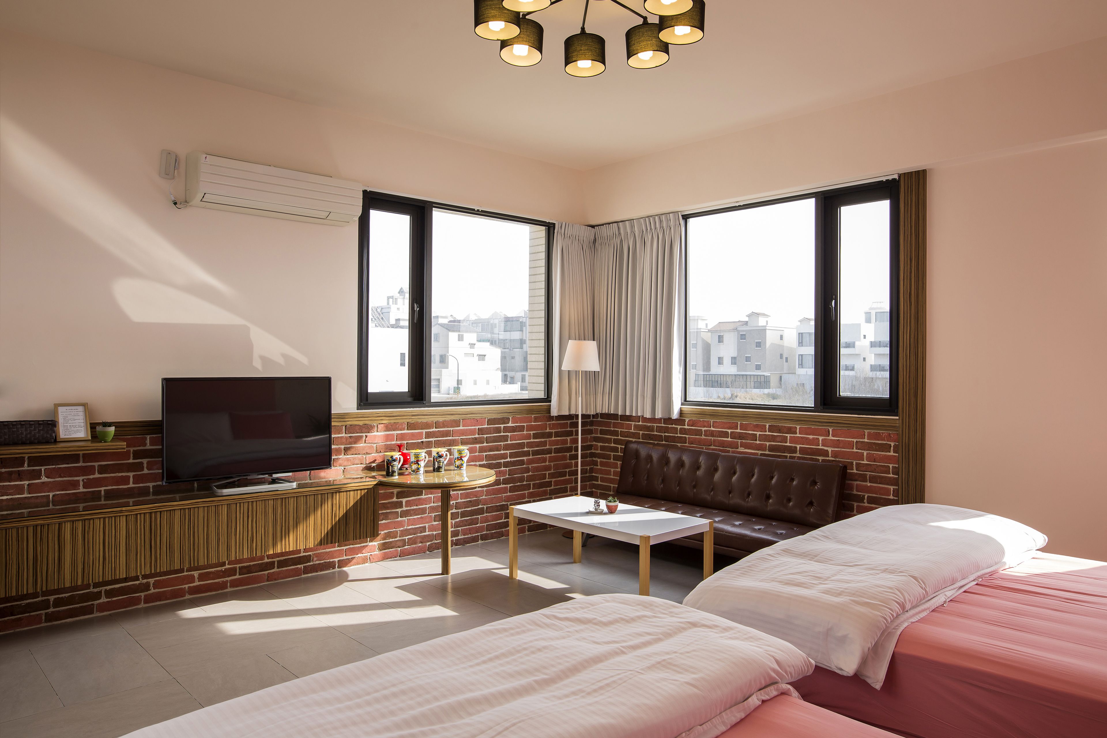 Comfort Quadruple Room, 2 Double Beds | 1 bedroom, individually decorated, desk, blackout curtains