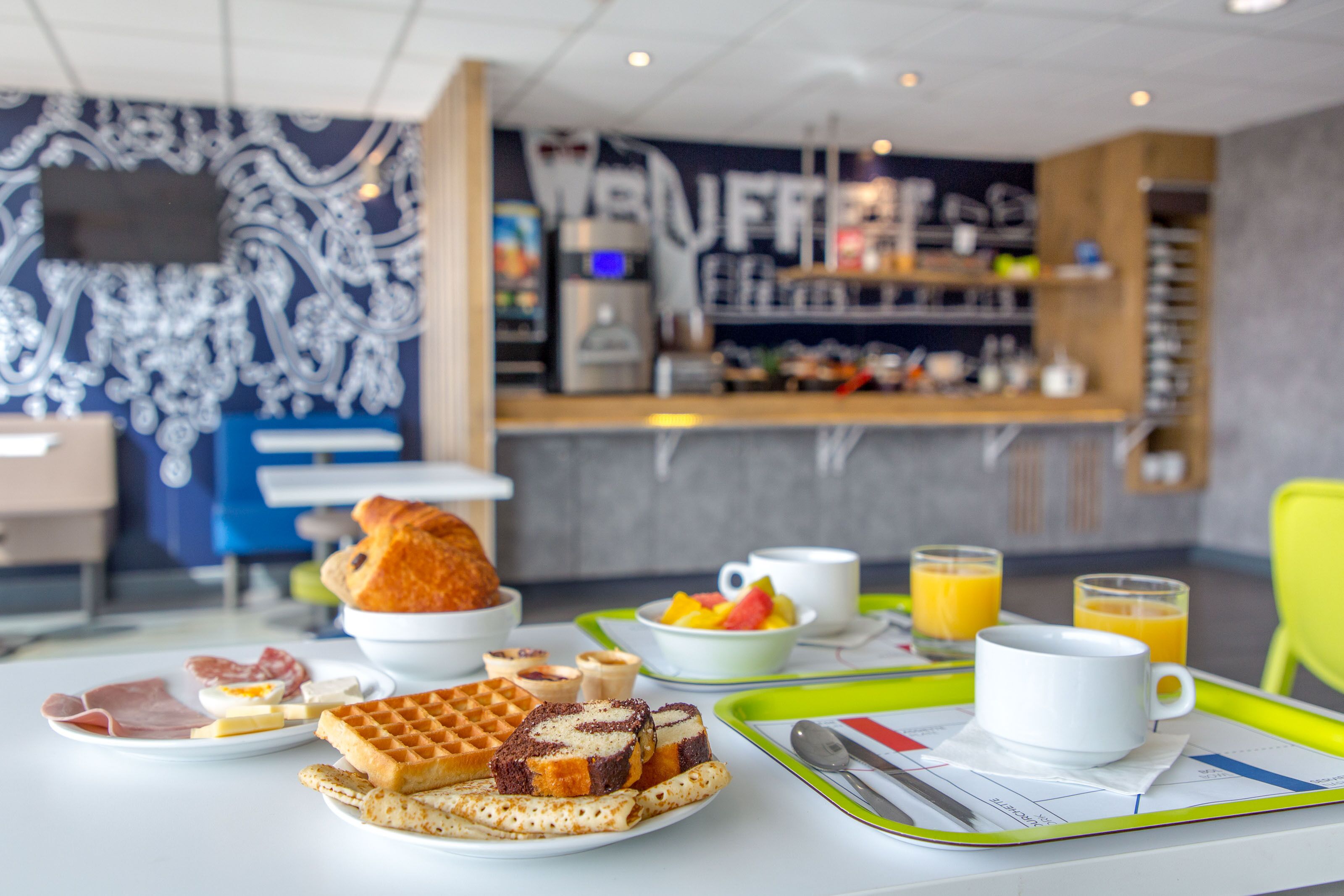 daily buffet breakfast (eur 9.90 per person)