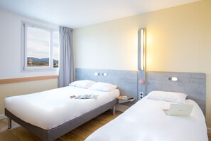 Triple Room, 1 Double Bed | View from room - ibis budget Fréjus Saint-Raphaël Centre et Plage (Fréjus)