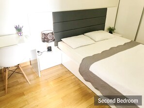 Departamento, 2 habitaciones (Sunrise City) | 2 habitaciones, ropa de cama de alta calidad, escritorio y wifi gratis 
