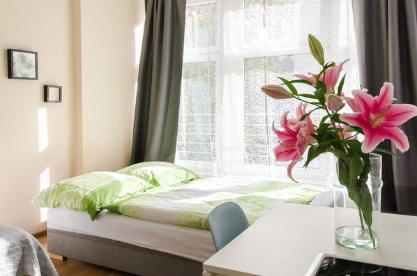 Departamento Confort, para no fumadores | Tabla de planchar con plancha, wifi gratis y ropa de cama