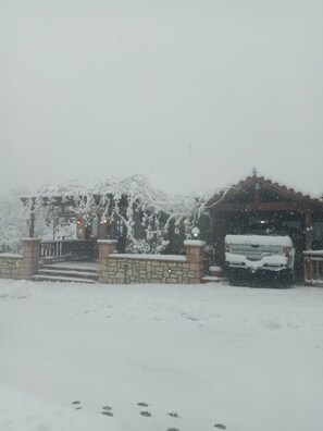 Exterior - Kastania Guesthouse (Sikyona)