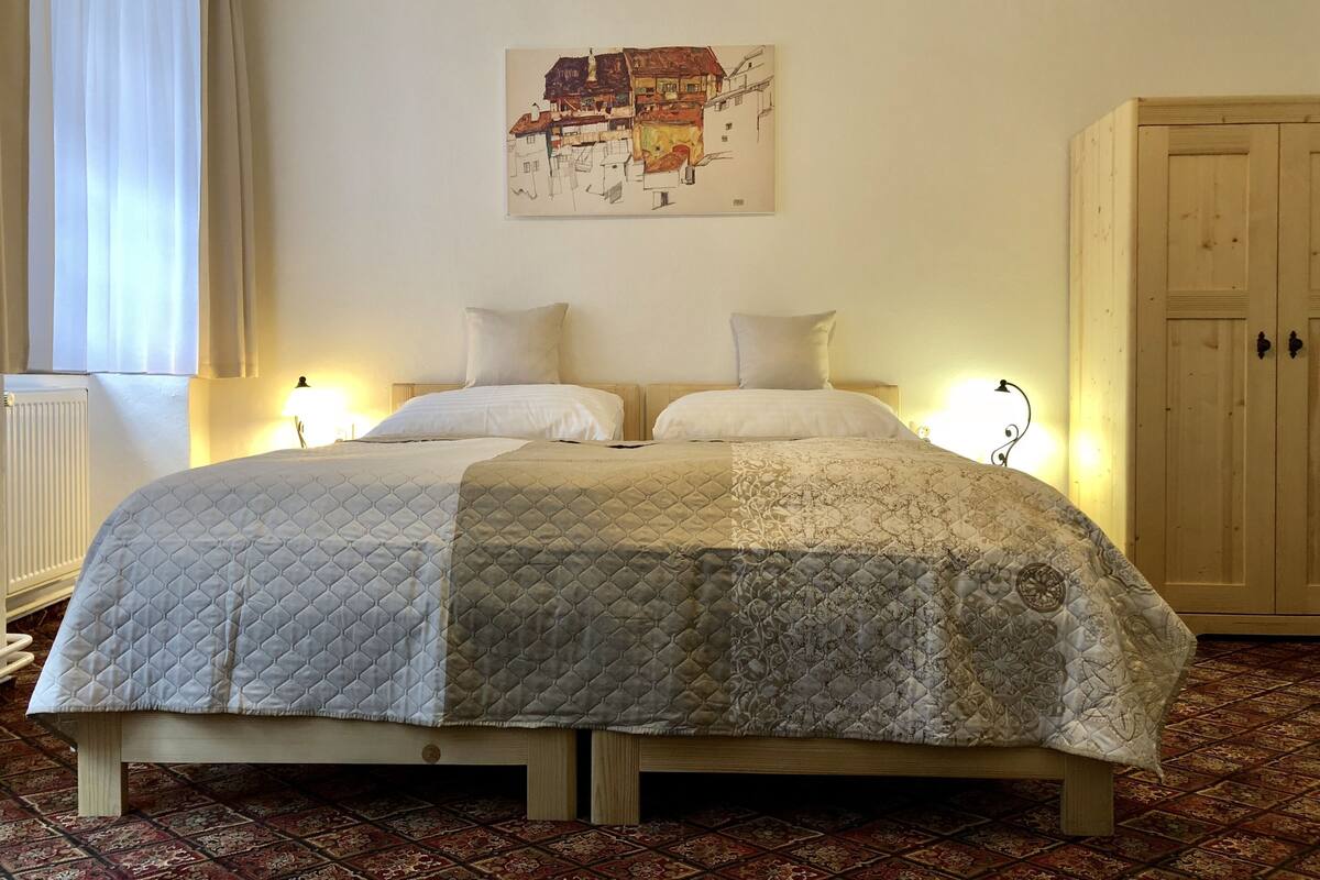 Coffres-forts dans les chambres, rideaux occultants