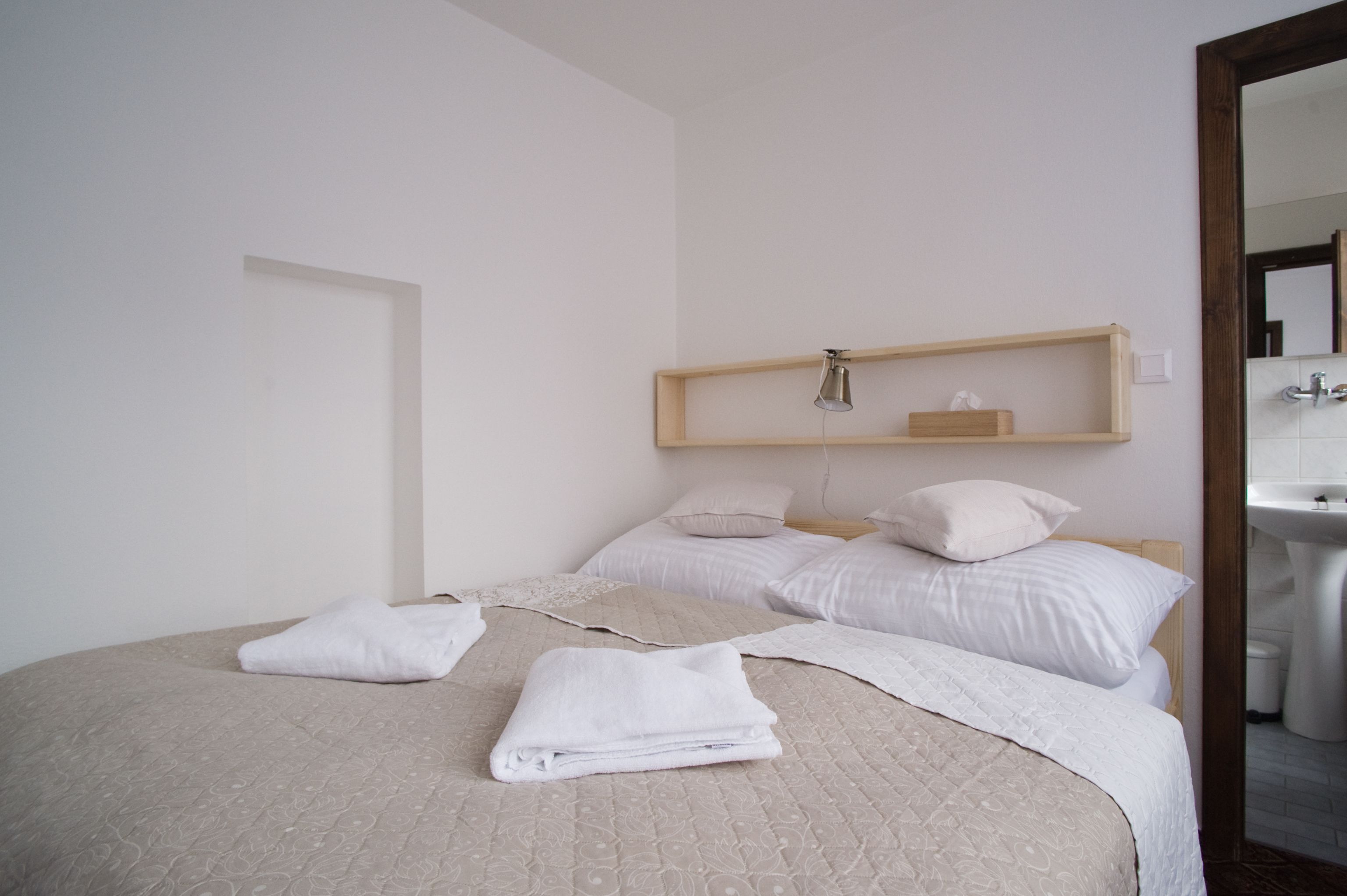 Coffres-forts dans les chambres, rideaux occultants