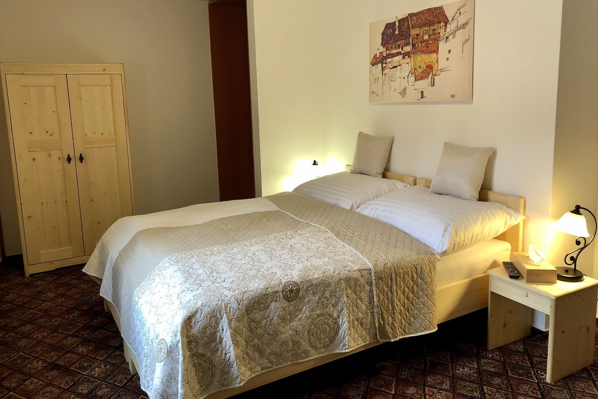 Coffres-forts dans les chambres, rideaux occultants