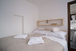 Habitación triple estándar | Caja fuerte, cortinas opacas, cunas (de pago) y wifi gratis