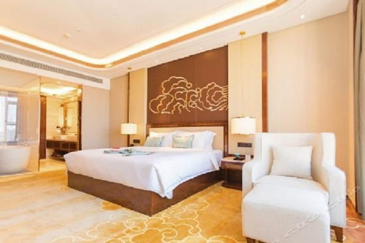 Suite Bisnis | Meja kerja dan Wi-Fi gratis