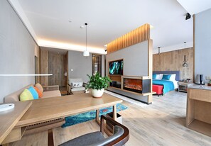 Deluxe Suite | Desk, free WiFi - Mehood Lestie Hotel Panyu Branch (Guangzhou)