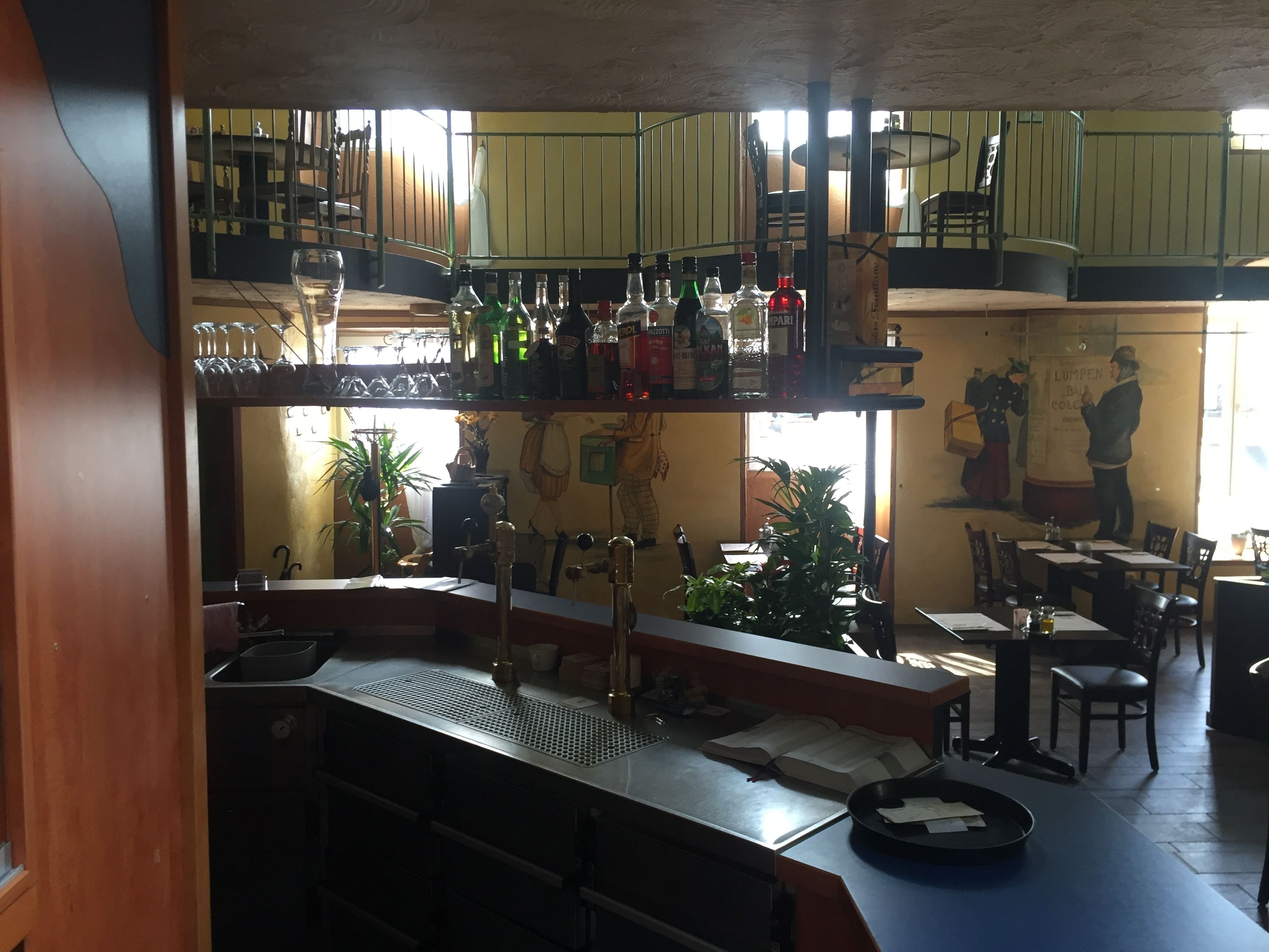 breakfast, lunch, dinner served; german cuisine