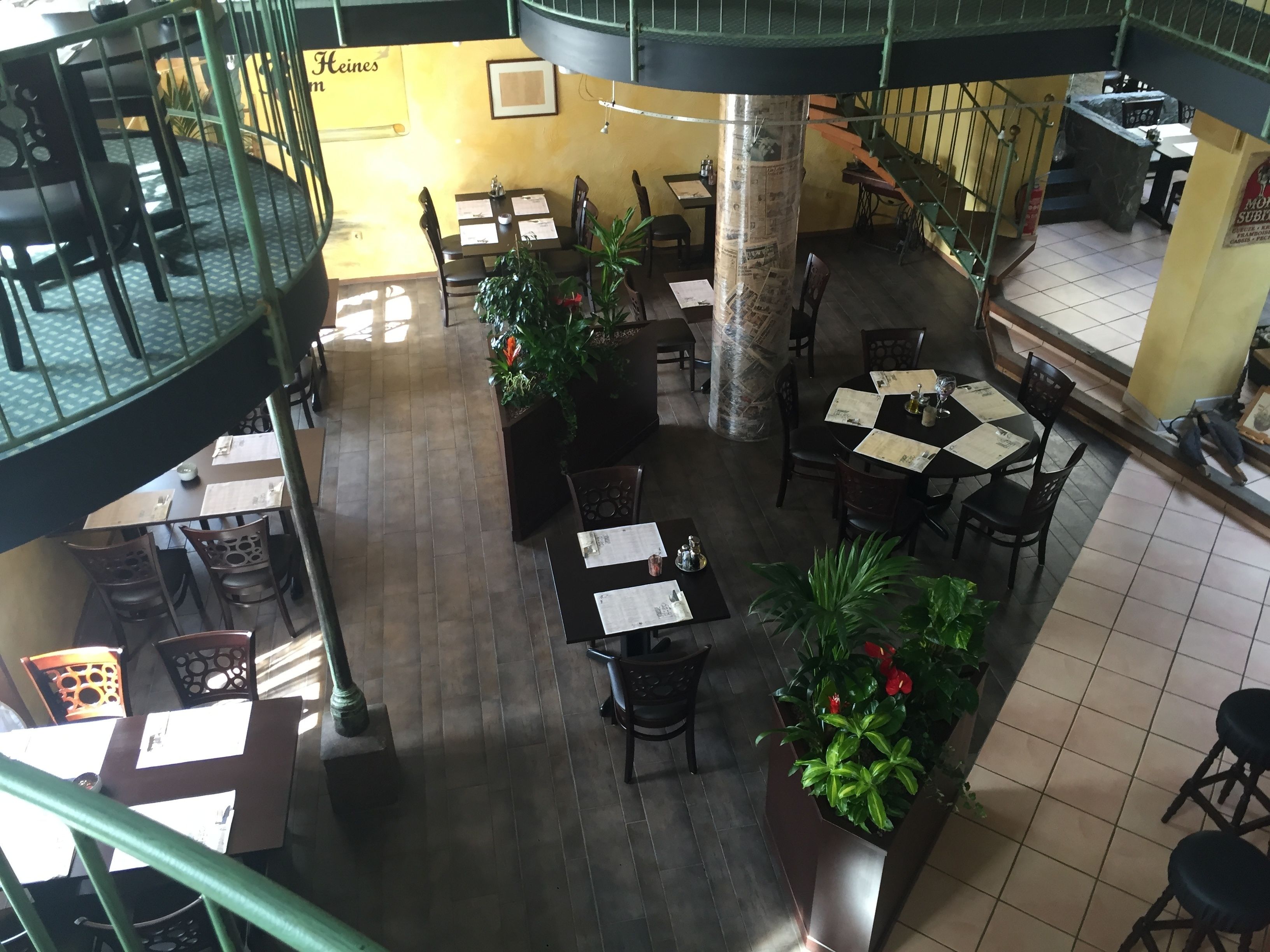 breakfast, lunch, dinner served; german cuisine