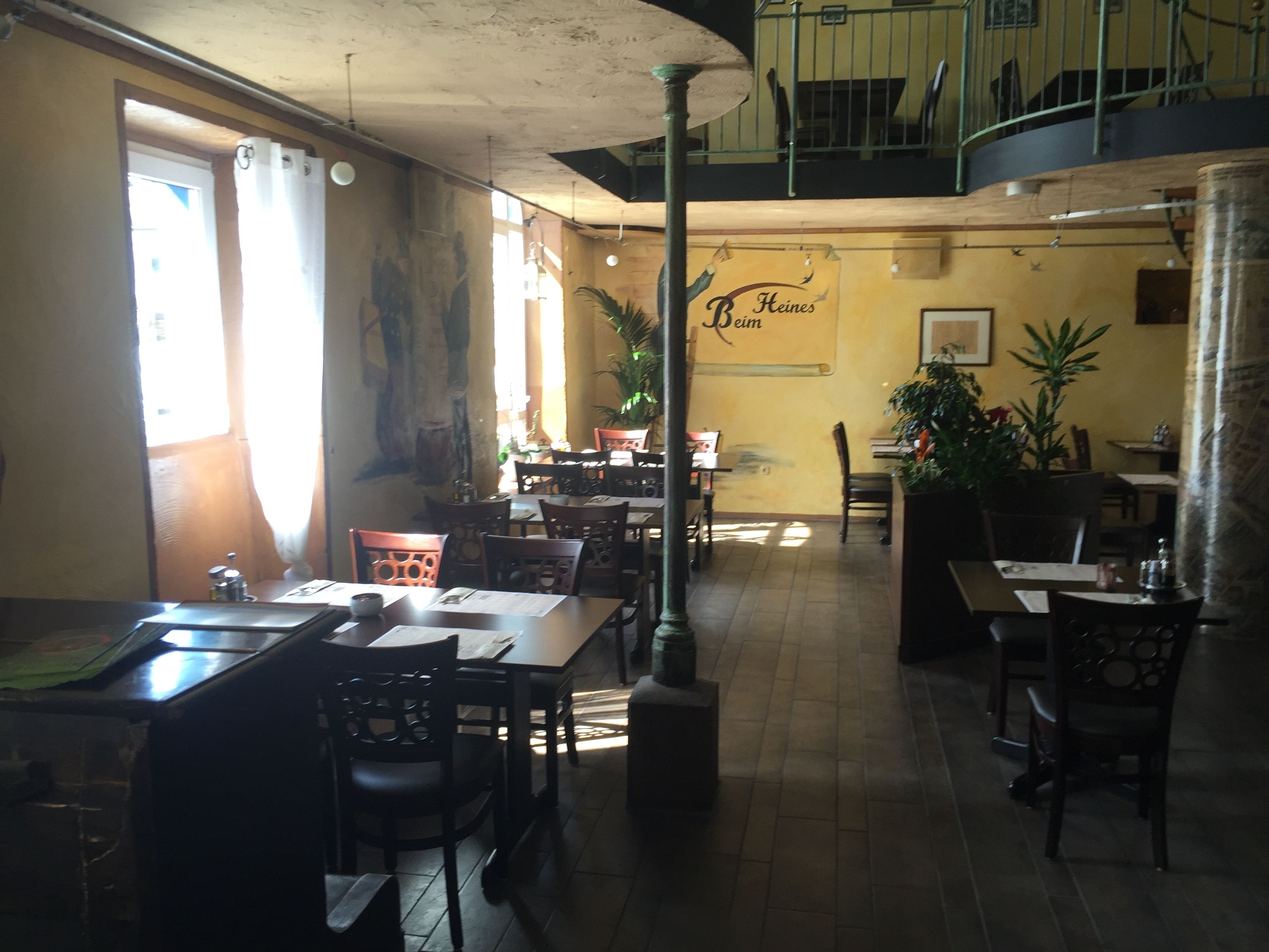 breakfast, lunch, dinner served; german cuisine