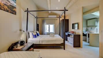 Superior Triple Room, Garden View | 1 bedroom