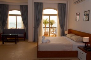 Minibar, in-room safe, soundproofing, cribs/infant beds - Elaria (Hurghada)