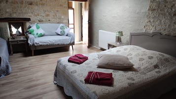 Decoración personalizada, escritorio y sistema de insonorización