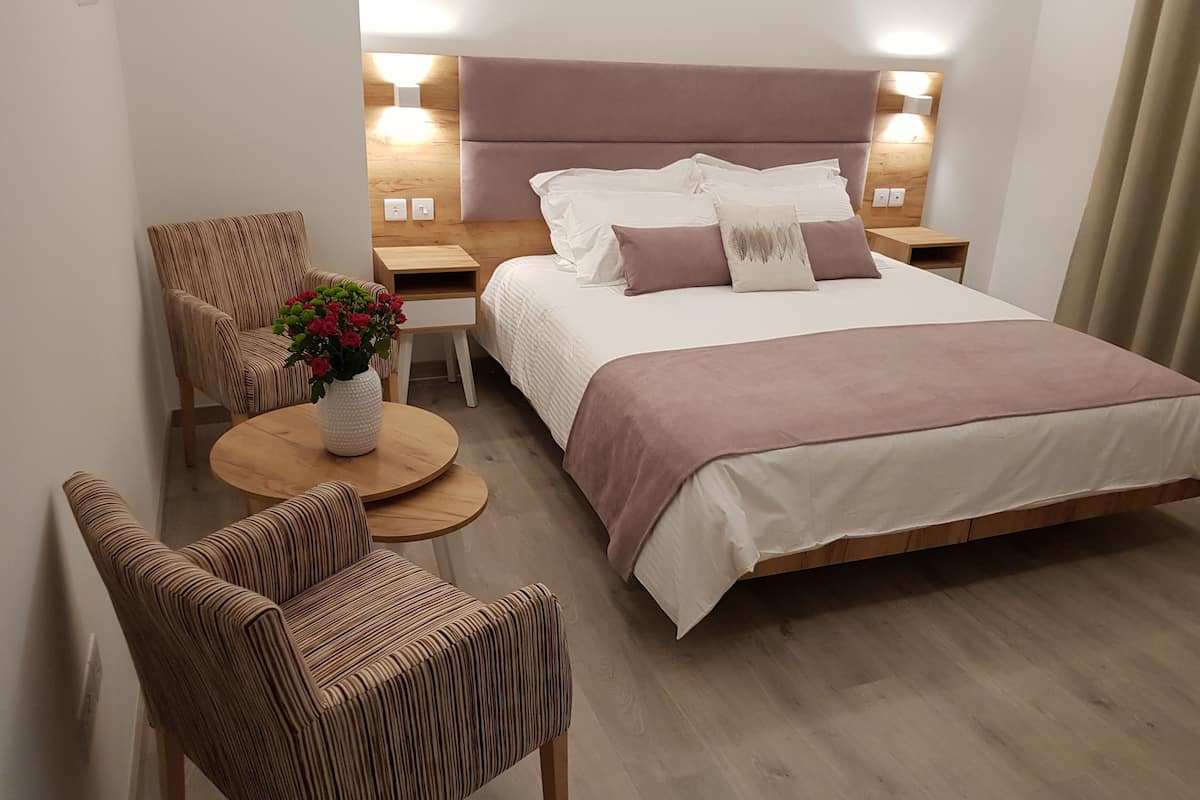 Deluxe Double or Twin Room, Balcony | Premium bedding, in-room safe, desk, blackout drapes