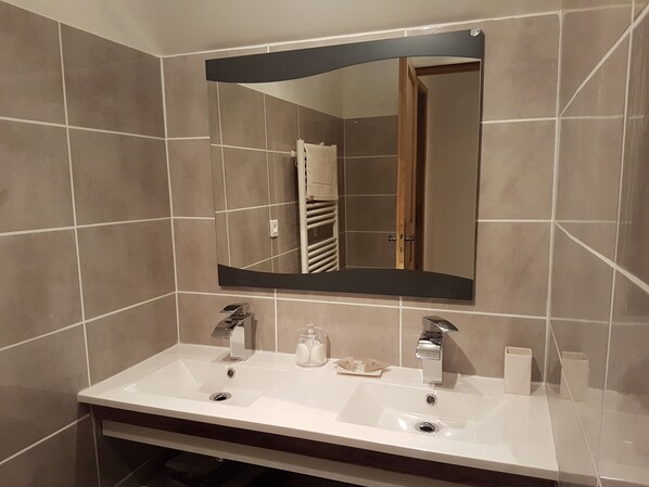 Bathroom - Seine en bulles (Bar-sur-Seine)