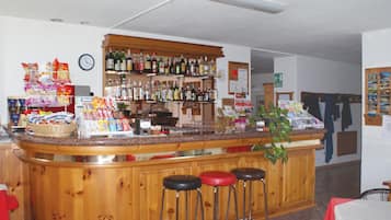 Bar (in der Unterkunft)