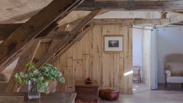 Family Suite (Goscinny) | Living area