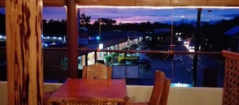 Zenith Inn & Resto Bar