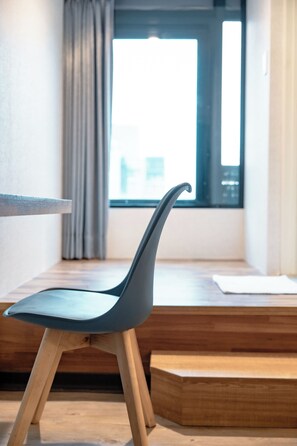 Business Double Room | Down comforters, free minibar, in-room safe, desk - Hotel Cloud Arena-Daan (Taipei)