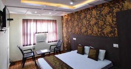 Hotel Mohit Palace