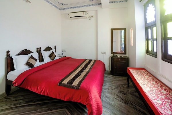 Deluxe kamer, 1 tweepersoonsbed | Kamervoorziening