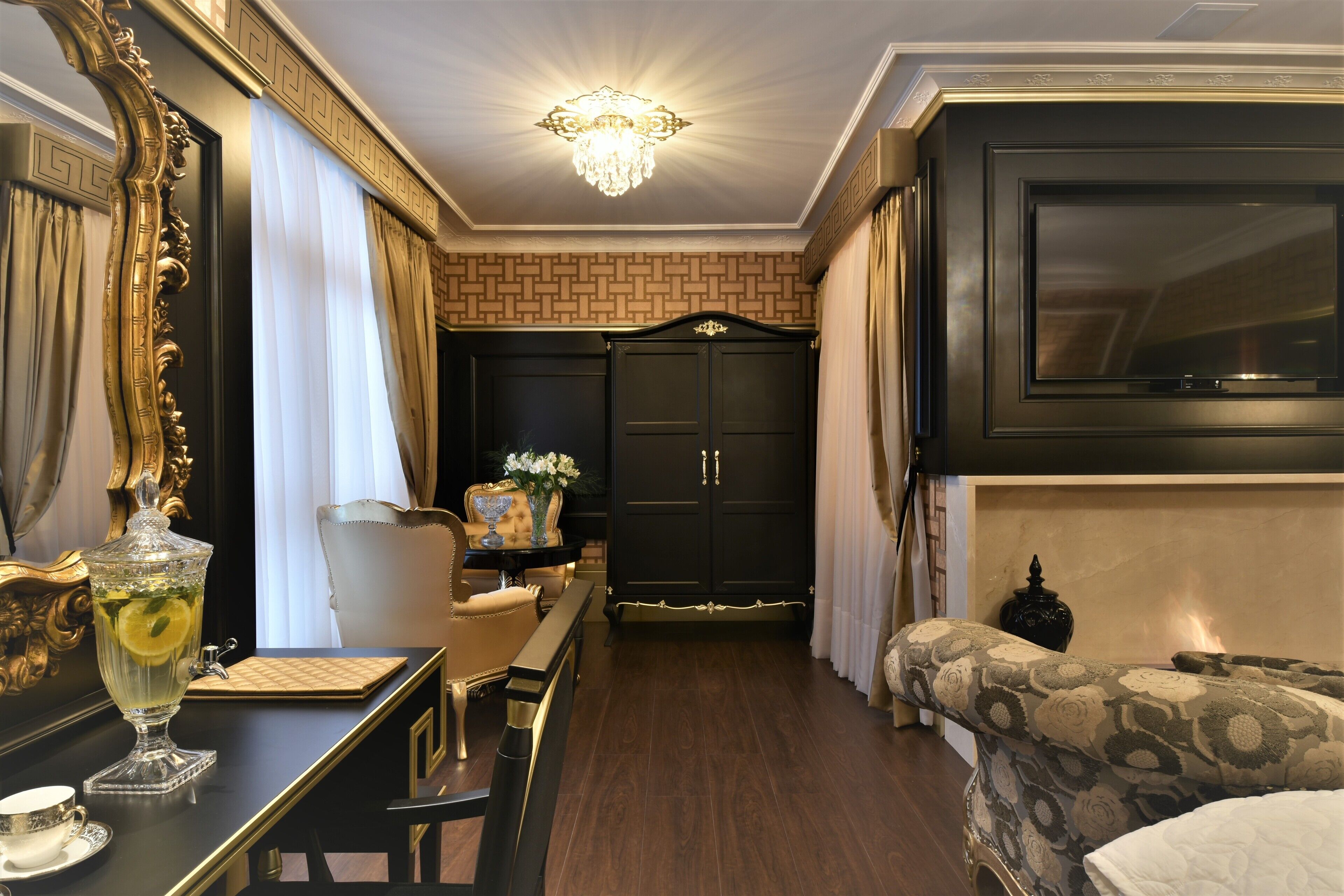 suite, jetted tub (master imperial) | 1 bedroom, premium bedding, minibar, in-room safe