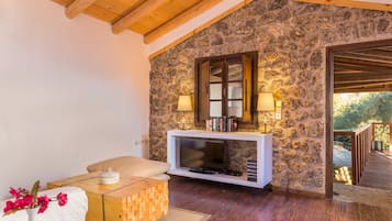 Villa, 2 Bedrooms, Private Pool, Sea View | Living area