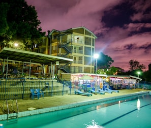 Front of property - evening/night - Methodist Resort (Nairobi)