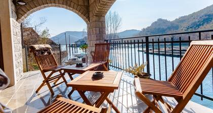 Paradise House Skadar Lake