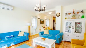 Villa Luxe, 2 chambres, vue lac | Salle de séjour