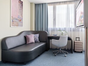 40-吋平面電視、衛星頻道、電視