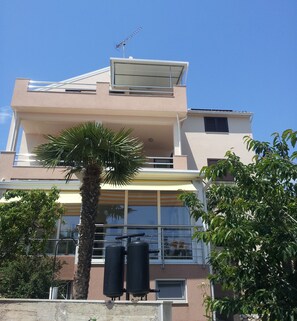 واجهة المنشأة