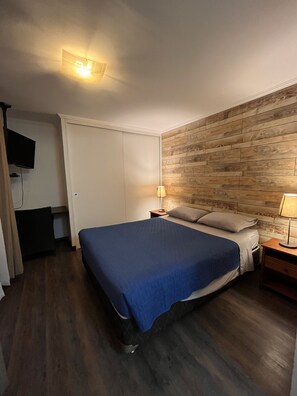 Apartamento superior, 3 quartos, 2 banheiros | 3 quartos, Wi-Fi de cortesia, roupa de cama