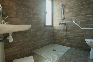 Regadera, regadera tipo lluvia, amenidades de baño gratuitas